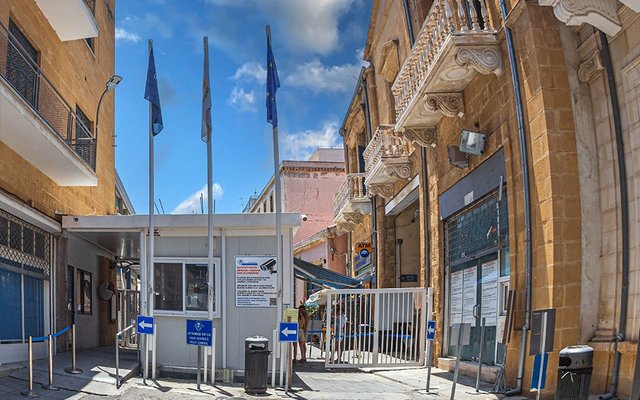 Grenzübergang in Nikosia: Hier können Fußgänger vom Norden der Stadt in den Süden wechseln.